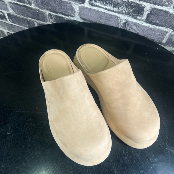 Jacquemus Bricciola suede mules - size 6 - Picture 12 of 12